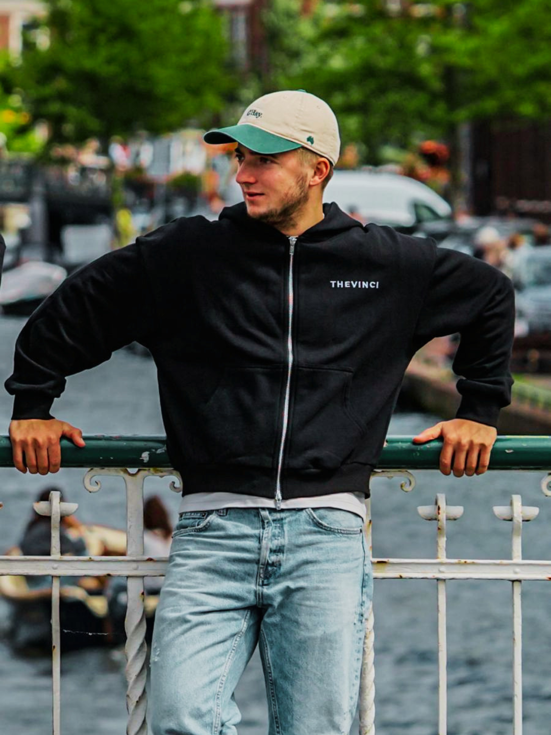 V01 Zip Hoodie - Black